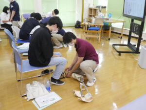 中伊豆の リハビリ 職員による本物の装具を用いた体験